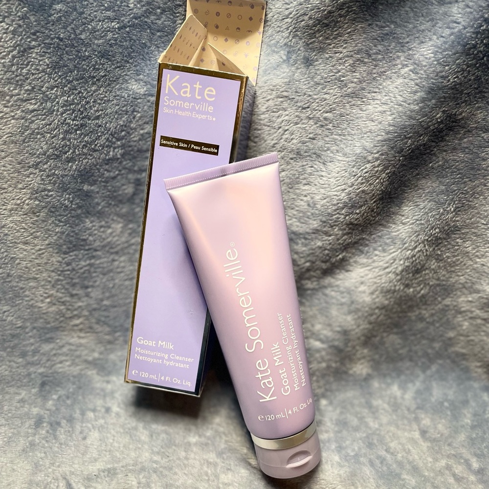Kate Somerville - Goat Milk Moisturizing Cleanser
